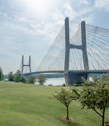 Architecture_Cable_stayed_bridge_over_river