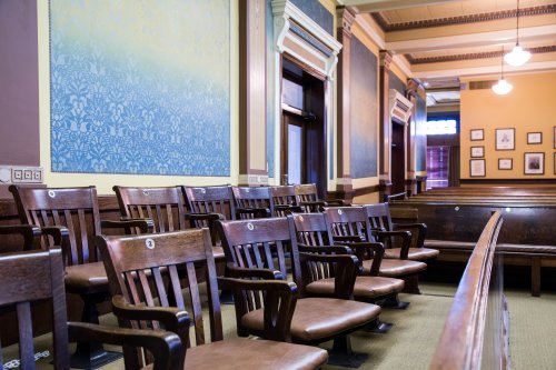 jury-box-e1427895801921